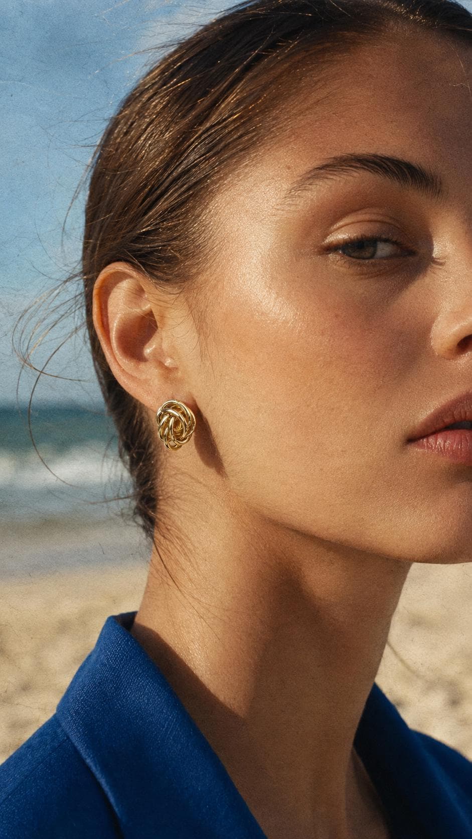 Personalized Twisted Knot Studs · 18K Gold Plated