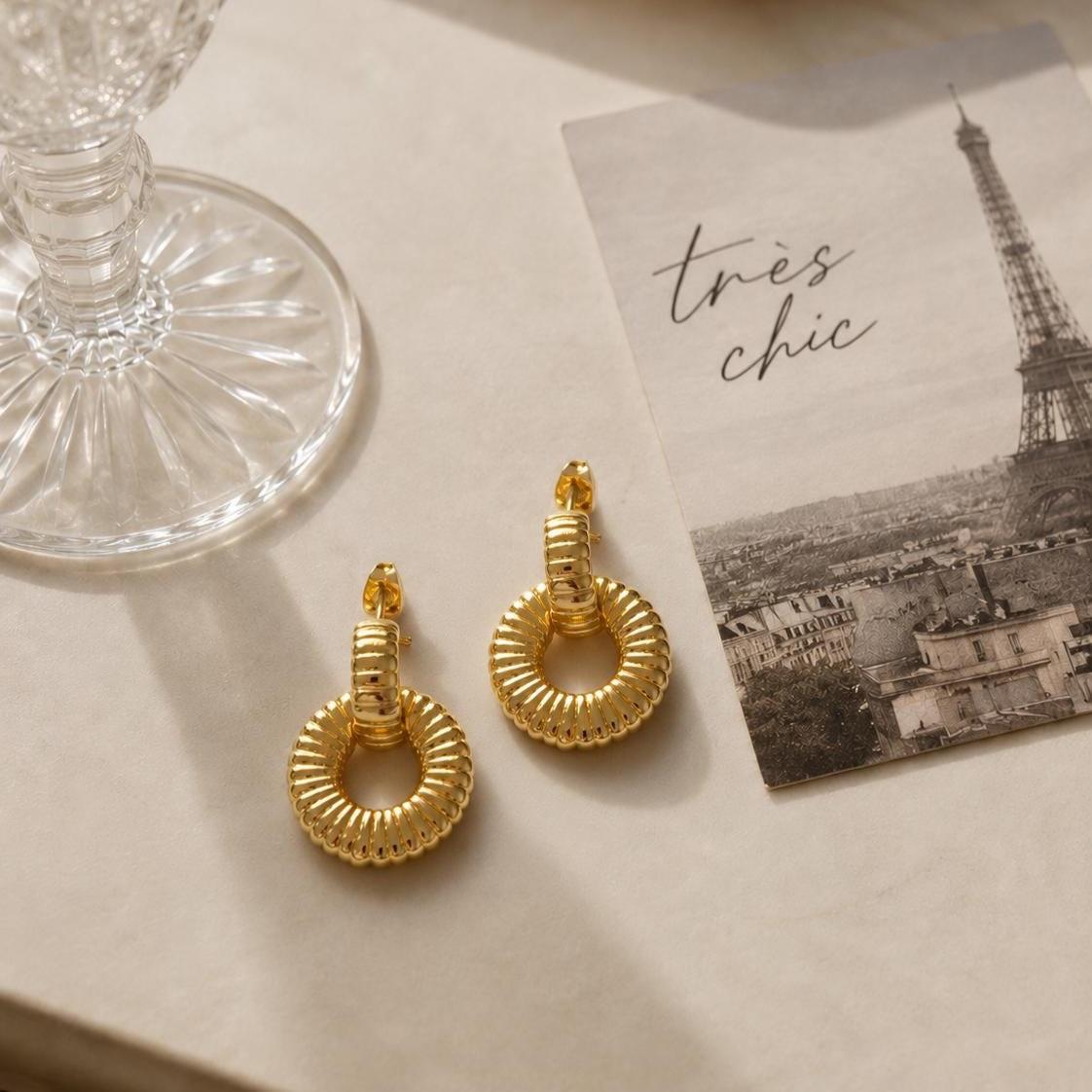Personalized Ribbed Circle Drops · 18K Gold Plated